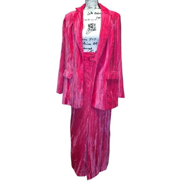 Fashion To Figure - Vana Wide Leg Velvet Pantsuit Sz 0/ US 12 - Picture 4 of 9